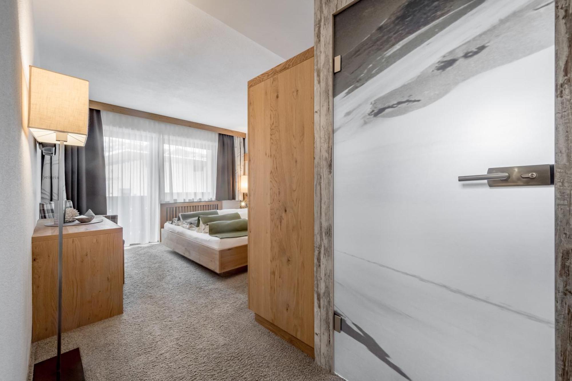 Bed & Breakfast Sportpension Carinthia Sölden