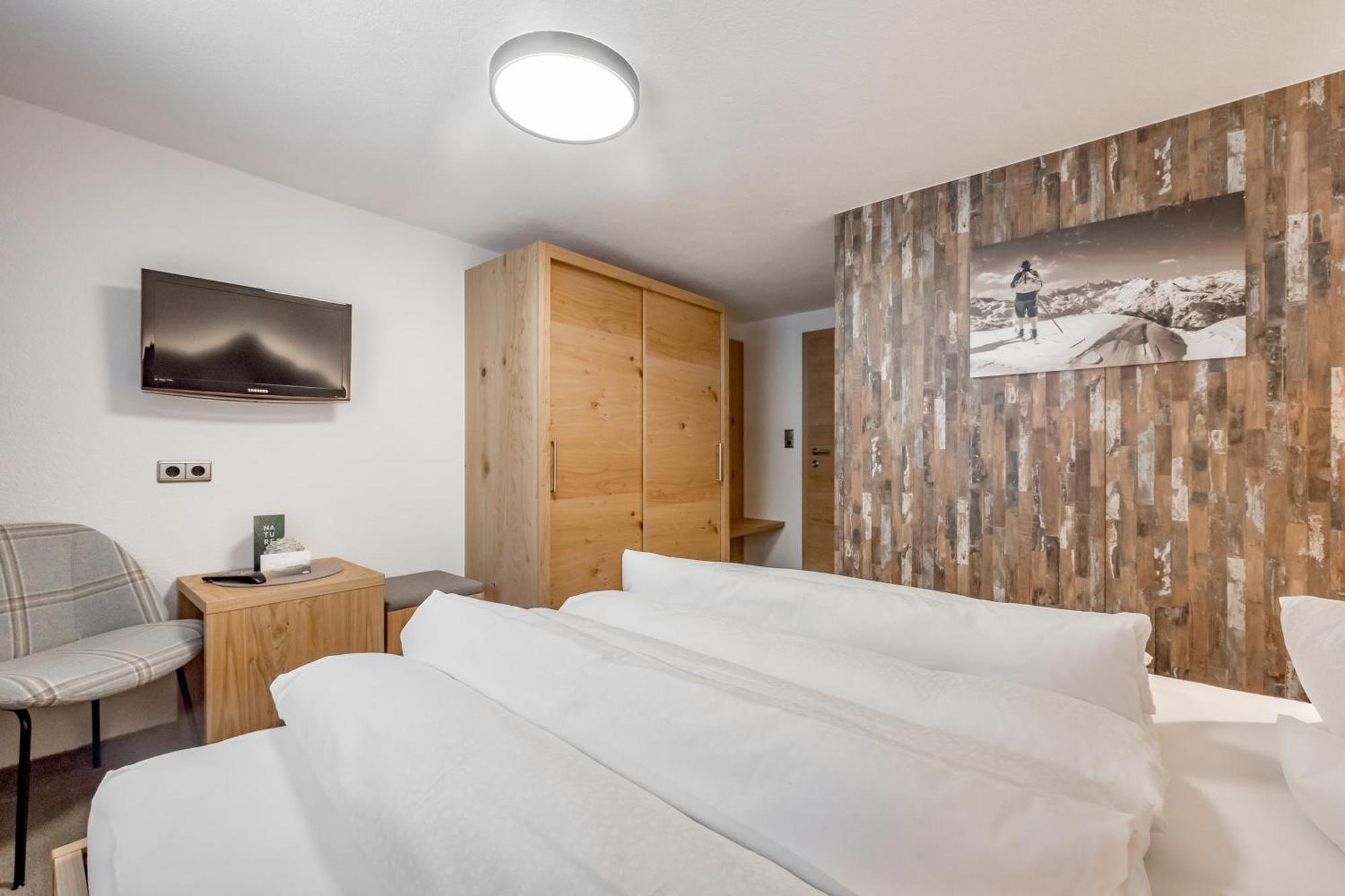 Sportpension Carinthia Bed & Breakfast 3*